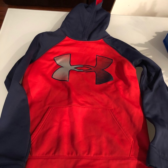 Under Amour boys sweatshirt - Picture 2 of 2